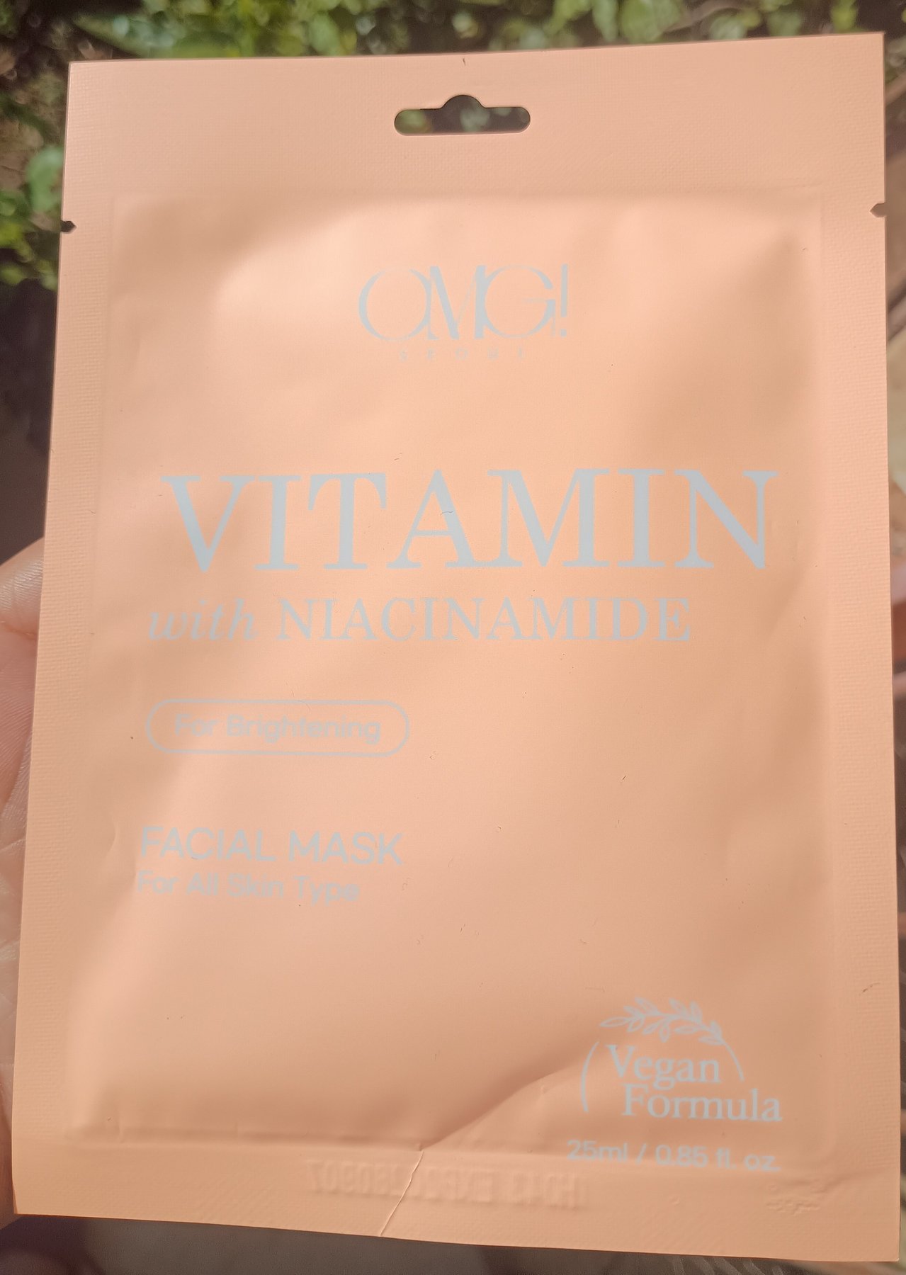 Máscara facial de vitaminas com niacinamida